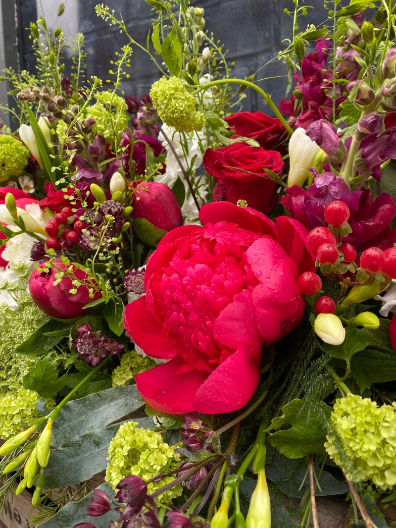 Red and White country garden coffin tribute