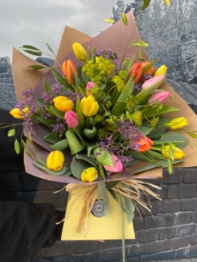 Tulips delivered in Eastbourne and Seaford