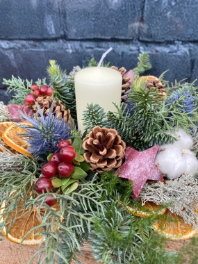 Christmas candle arrangement for delivery in Eastbourne