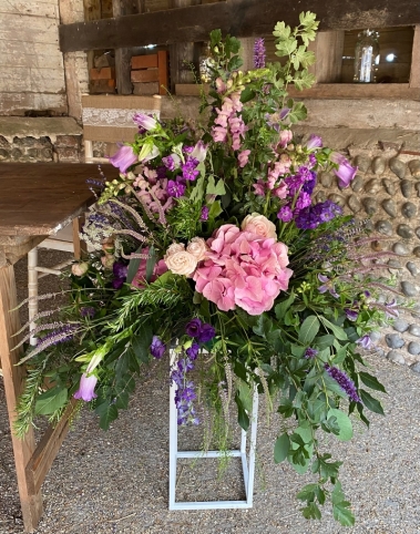 Pedestal Arrangement