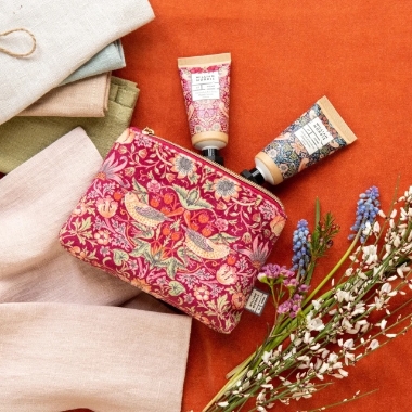 William Morris Patchouli & Red Berry Hand Care Bag Set